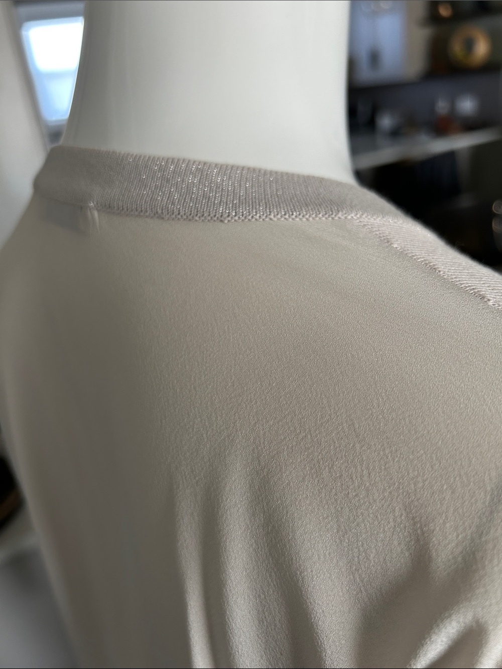 Peserico Silk V-Neck Sweater | Made in Italy | Luxury Mixed Media | Size S - Picture 6 of 12